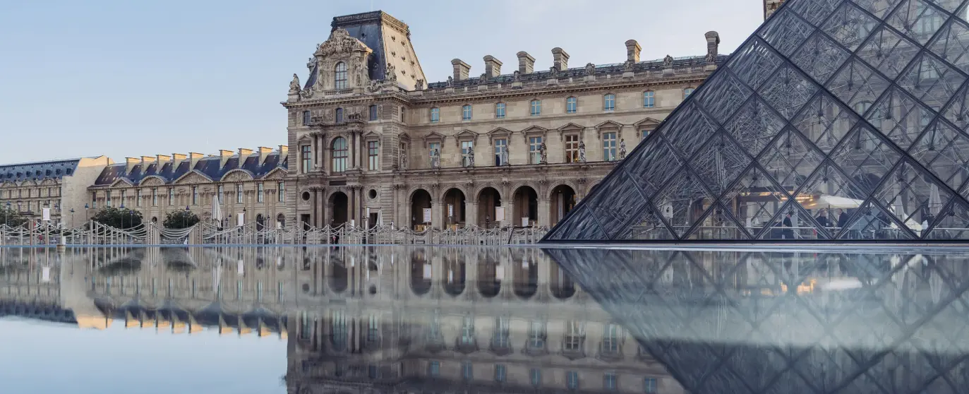 Louvre_galeria_1