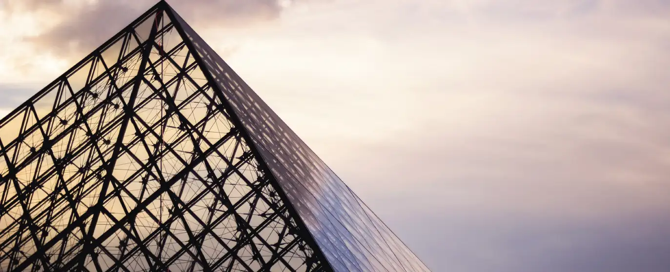 Louvre_galeria_3