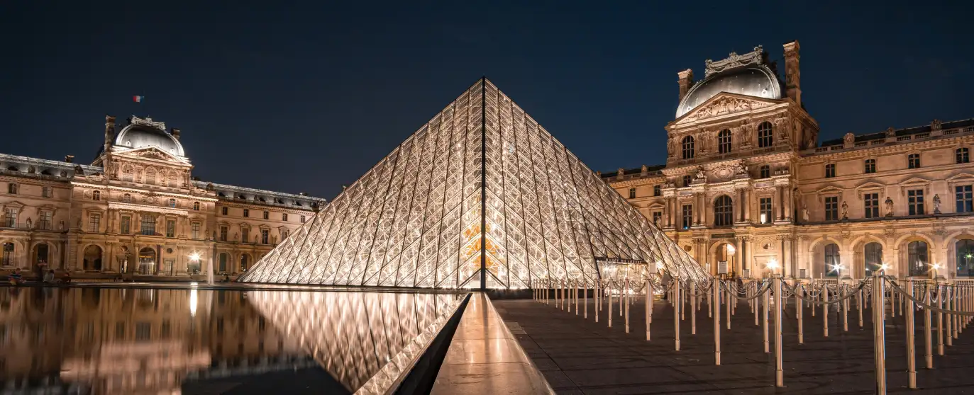 Louvre_galeria_4